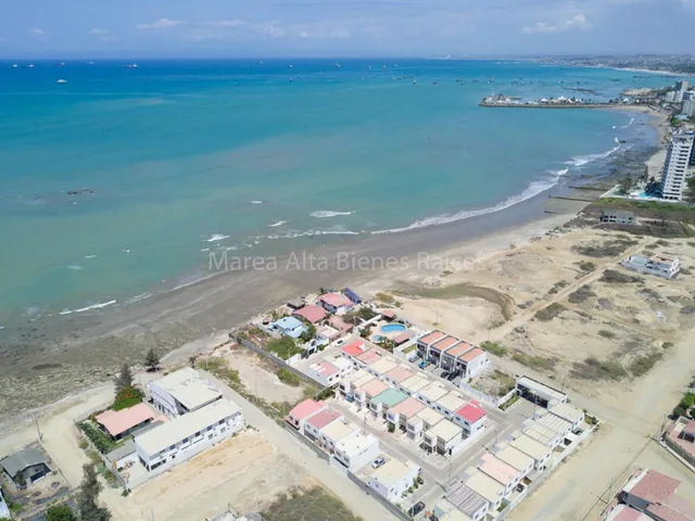 Terreno Al Pie de La Playa en La Milina, Salinas — imagen 5