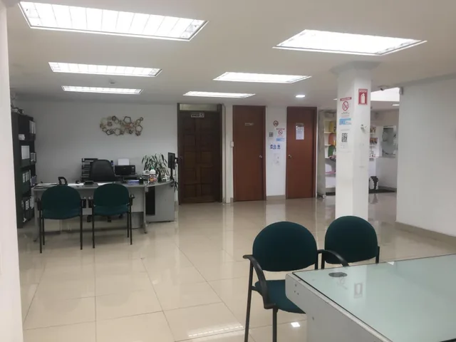 Terreno 1325 m² Sobre Av de Los Shyris, Inversión — imagen 5