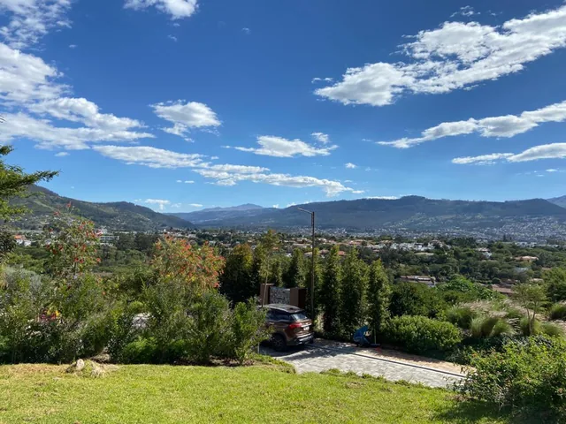 Muy Buen Terreno de Venta Dentro de Urbanización Cerrada en Tumbaco — imagen 2