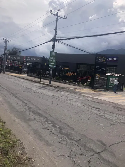 Vendo Terreno Ubicacion Comercial Espectacular Galo Plaza Lasso. Provincia de Pichincha — imagen 2