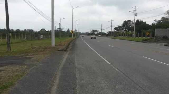 Se Vende Terreno Via a Chone - Km 10, Manabí — imagen 3