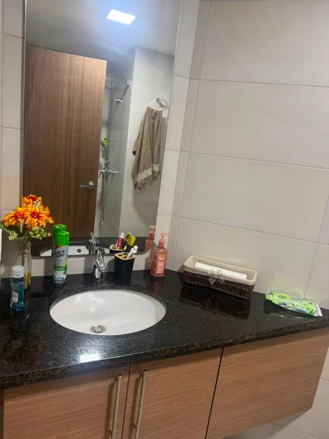 Vendo Departamento de Tres Dorm. con Balcon en El Sector del Batan — imagen 2