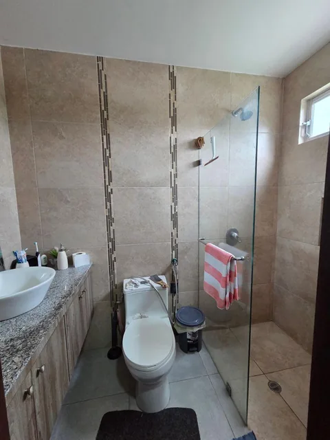Venta Casa Urb. La Joya Etapa Oro, 3 Dorm., Guayas — imagen 3