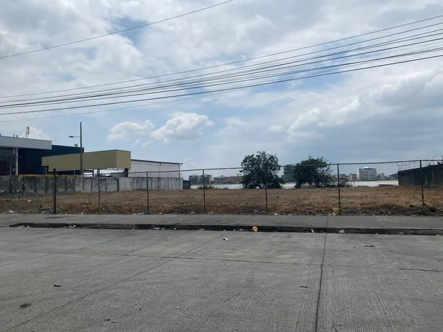 Se Vende Terreno Comercial de 1.768 m² Norte de Guayaquil - K. Aguirre, Guayas — imagen 2