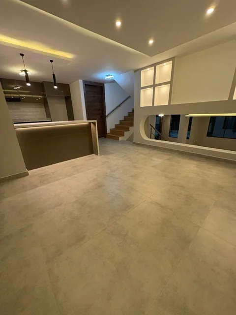 Casa de 270 m² con 3 Dorm. en Venta en San Isidro del Inca — imagen 4