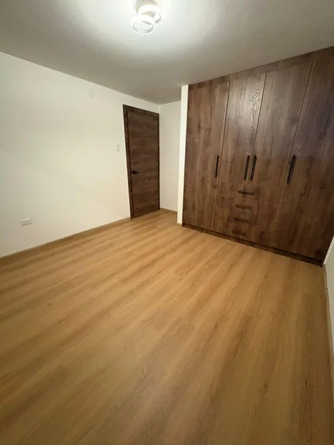 Casa de 270 m² con 3 Dorm. en Venta en San Isidro del Inca — imagen 2