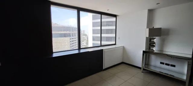 Se Vende Departamento Semi Amoblado en Bellini I en Puerto Santa Ana, Guayas — imagen 3