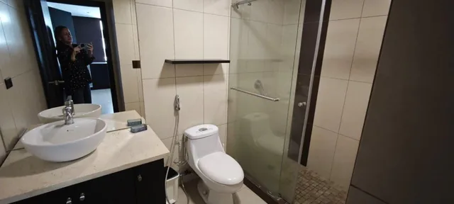Se Vende Departamento Semi Amoblado en Bellini I en Puerto Santa Ana, Guayas — imagen 2