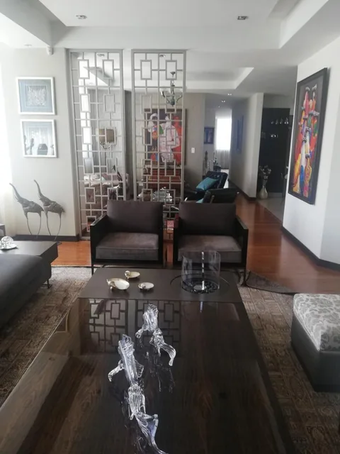 Departamento de Venta Sector Monteserrin — imagen 2
