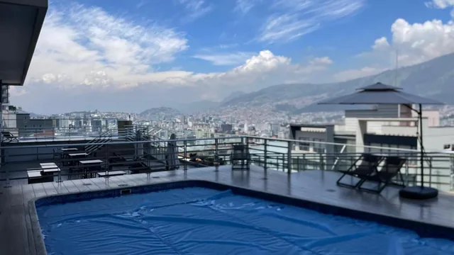 Hermoso Departamento Amoblado Sobre del González Suarez — imagen 2