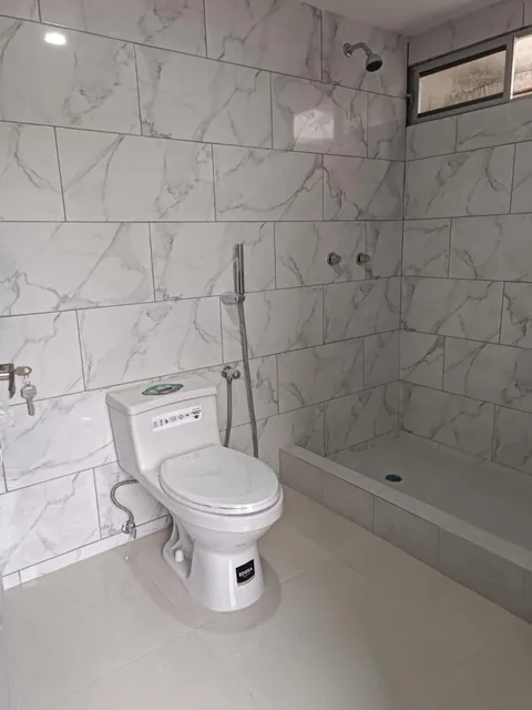 Ed. La Concordia, 9 de Octubre y Av del Ejercito, Vendo Dpto de 3 Dorm., Guayas — imagen 5