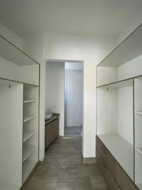 Suite en Ventra Dentro de Urbanización en Cumbaya — imagen 3