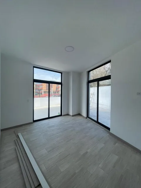 Suite en Ventra Dentro de Urbanización en Cumbaya — imagen 2