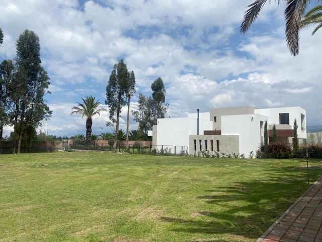 Se Vende Terreno en Urb Privada Puembo (Sector Colegio Americano, Highlands) — imagen 2
