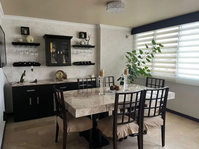Espectacular Departamento Amoblado en Lomas de Urdesa, Guayas — imagen 4