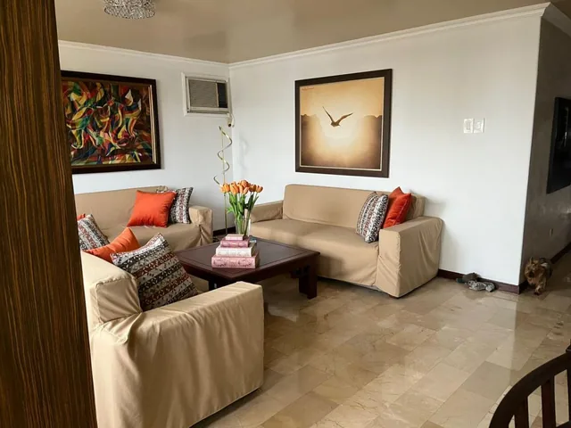 Espectacular Departamento Amoblado en Lomas de Urdesa, Guayas — imagen 3