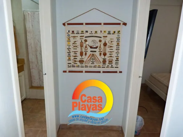 Departamento Frente Al Mar de Venta en Playas, Carabelas de Colon 2 Dorm., Guayas — imagen 4