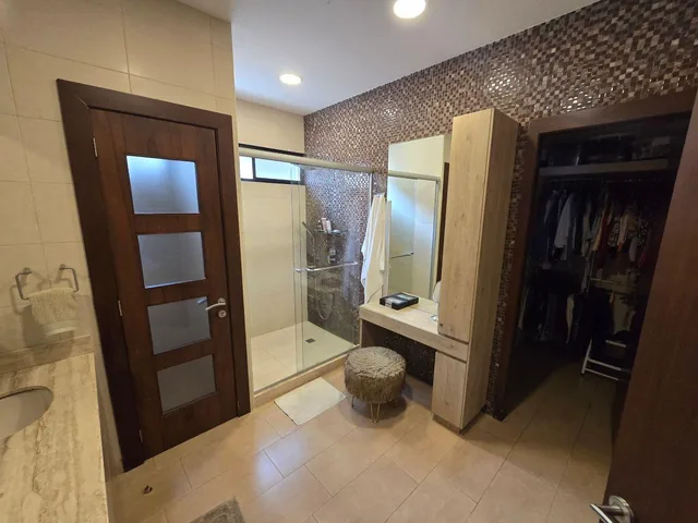 Vendo Hermosa Casa en Urbanización Estancias del Rio Samborondon, Guayas — imagen 2
