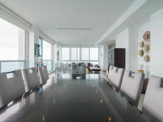 Departamento de Lujo en Venta en San Lorenzo Al Pie del Mar — imagen 5