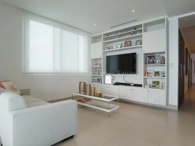 Departamento de Lujo en Venta en San Lorenzo Al Pie del Mar — imagen 2