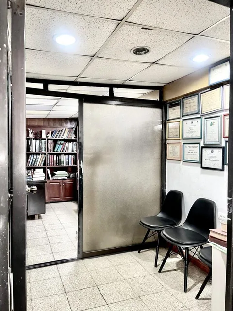 *vendo Casa Excelente Ubicación Sector Urdesa Central. Guayas — imagen 5
