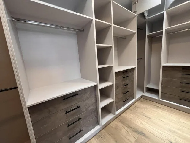 Casa Venta 5 Dorm. Urbanizacion Cumbaya Nayon — imagen 2