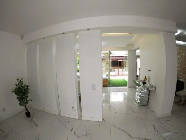 Casa en Venta de 5 Dorm. Primeros Km en Samborondon, Guayas — imagen 2