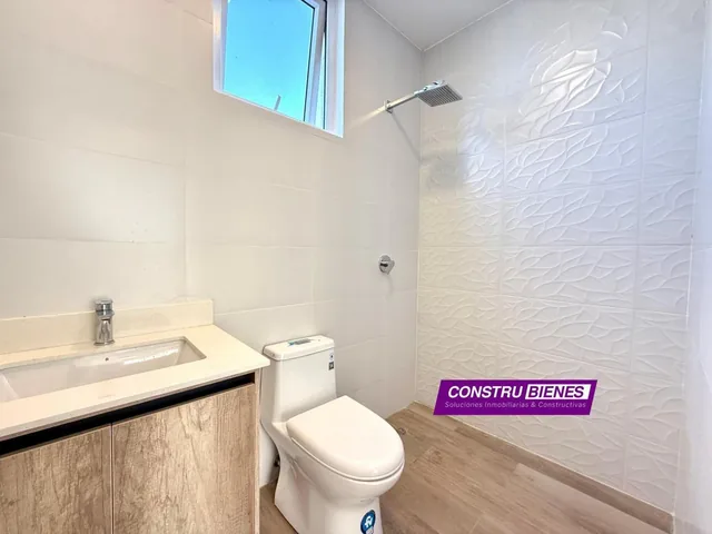 Nuevo Departamento Semi Amoblado en Urb. Portomanta, Manta, Manabí — imagen 2