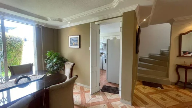 Mastodontes Vendo Casa 4 Dorm. 222 m² — imagen 4