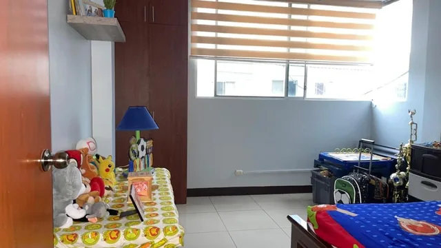 Casa en Venta, Urbanización Castilla – Vía a Samborondón, Guayas — imagen 3