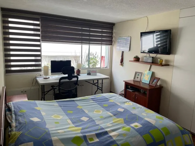 Vendo Hermoso Departamento Sector La Kennedy — imagen 5