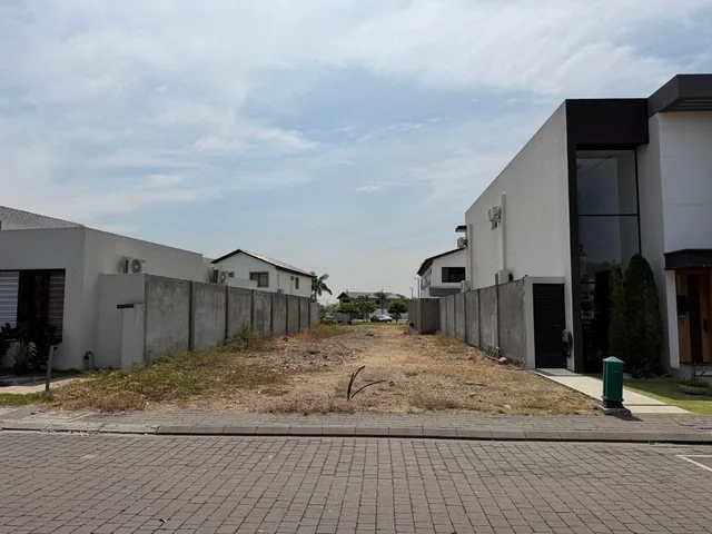 En Venta Terreno de 254,91 m² en Isla Celeste Etapa Estribor - Samborondon L. Torres, Guayas — imagen 5