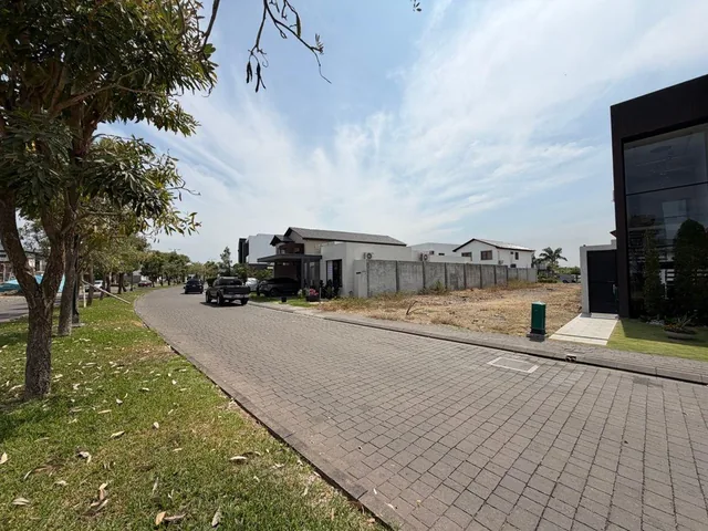 En Venta Terreno de 254,91 m² en Isla Celeste Etapa Estribor - Samborondon L. Torres, Guayas — imagen 3