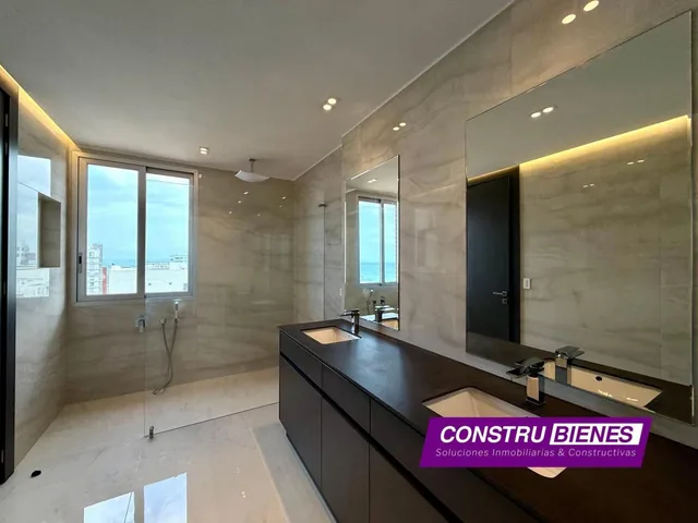 Penthouse Amoblado Vista Al Mar - Playa Murciélago, Manta, Manabí — imagen 2