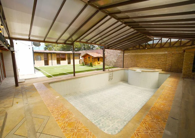 Propiedad Comercial en Venta – San Gabriel — imagen 2
