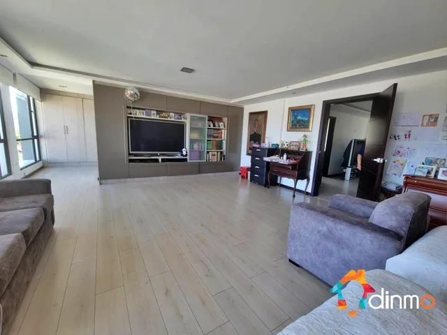 Venta Departamento Cumbaya de Lujo, Vista Panoramica, Terraza — imagen 4