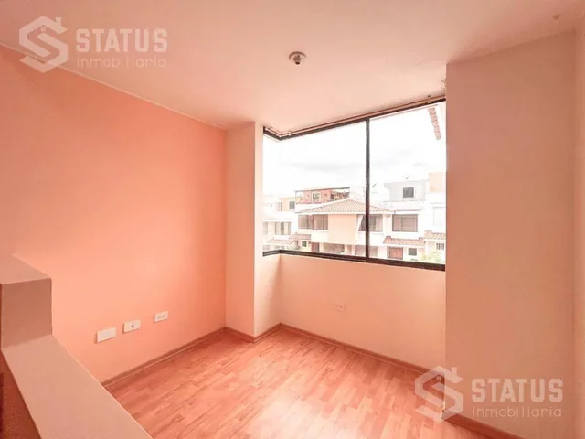 Venta de Casa con Terraza en Sangolquí Cerca Estadio de Inchalillo — imagen 2