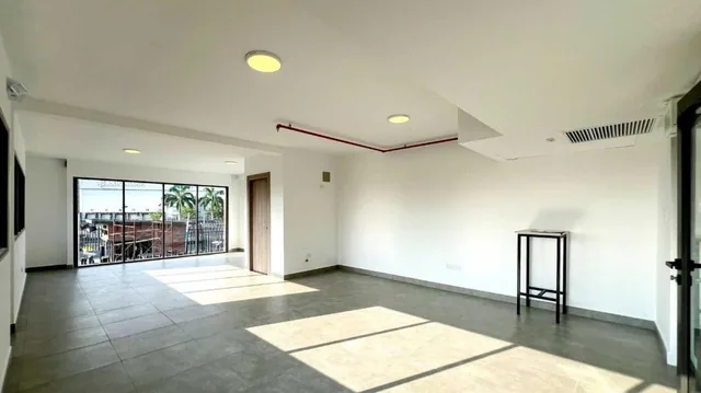 Venta | Local Comercial U Oficina en Almax Center, Guayas — imagen 4