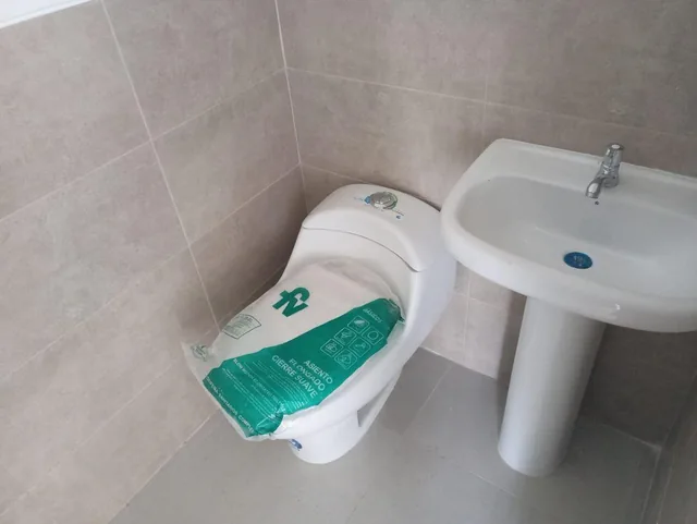 Venta de Casa en Urb. Narcisa Club, Ave Narcisa de Jesús. 3 Dorm.. Guayas — imagen 5
