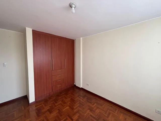 Venta Casa en Carcelen Calle Einstein - Cerca Al Colegio Ism — imagen 2