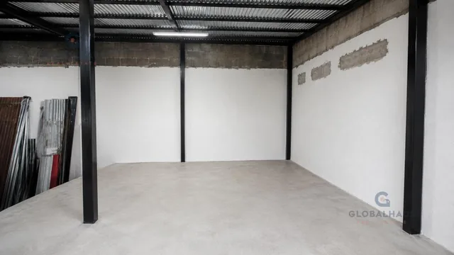 Venta Local Comercial 207 m² Av Portete 5215, Guayaquil Sur J. C, Guayas — imagen 2