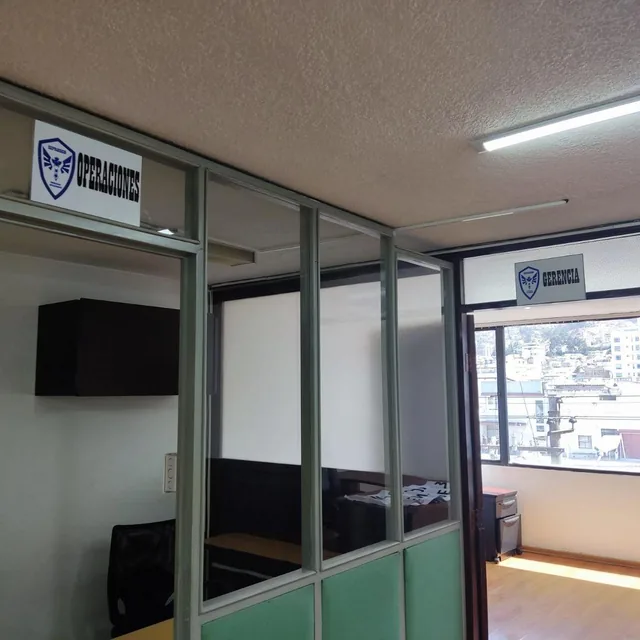 Vendo Oficina 63 m² Norte de Quito Av La Prensa — imagen 4