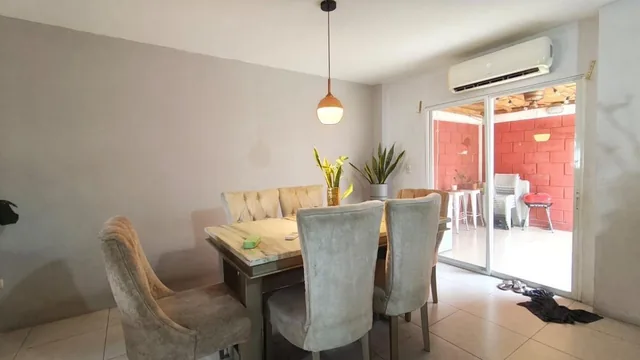 Casa en Venta, Urbanizacion Logare, Irir, Guayas — imagen 4