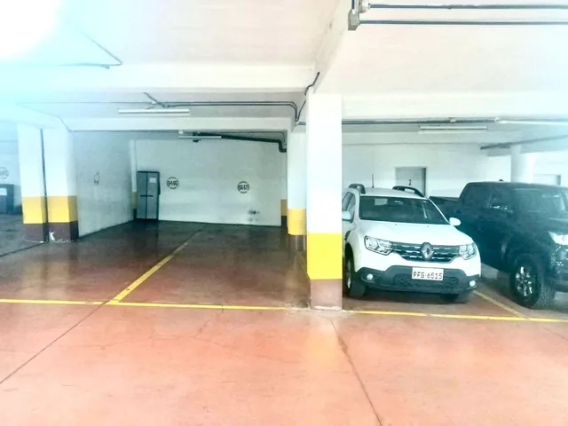 Oficina de Venta o Renta en Centro de Negocios Cumbayá en Av Oswaldo Guayasamin — imagen 2