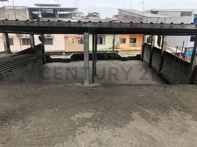 Oportunidad Comercial en Milagro Casa con Locales y Proyección 2do Piso Pcev. Guayas — imagen 2