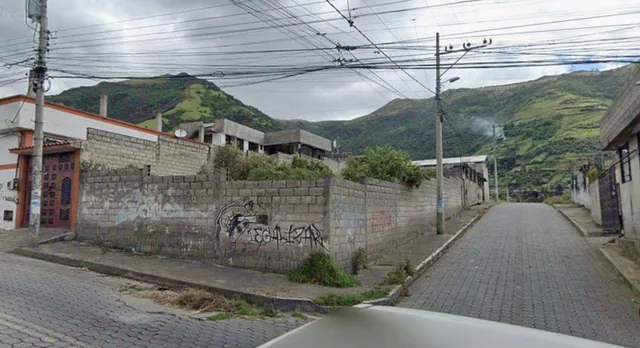 Vendo Terreno Casi 40 m de Frente Esquinero — imagen 5