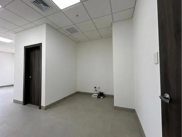 Consultorio Médico en Venta – Torre Médica Semedic La Aurora Andsa, Guayas — imagen 4