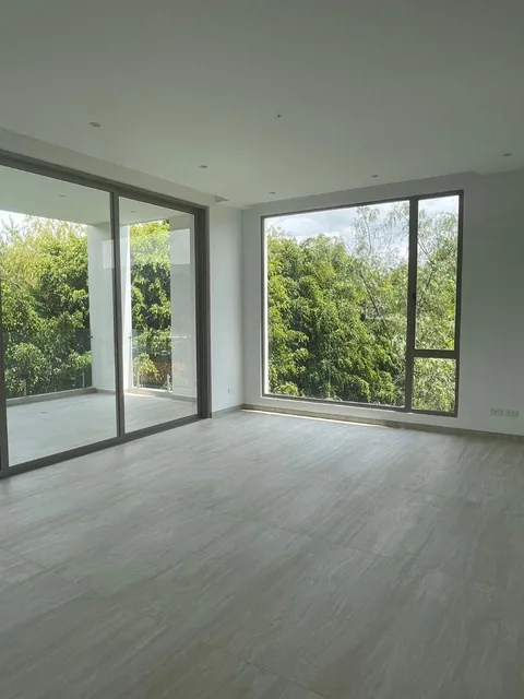 Penthouse de Lujo de 284 m² con 3 Habitaciones en Venta en San Patricio de Cumbayá — imagen 2