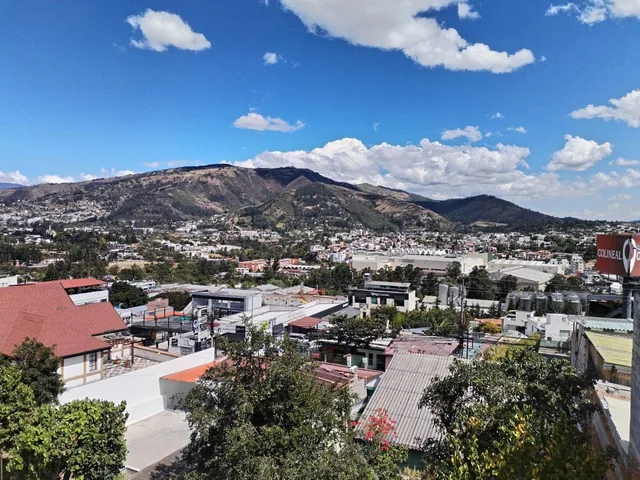 Hermoso Departamento de Venta Sector Parque de Cumbaya — imagen 4