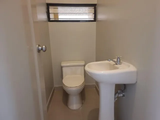 Casa de Venta en La Urbanización Milann, Vía a Salitre, 3 Dorm.. Guayas — imagen 3